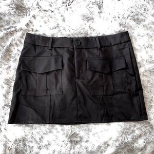Black mini cargo skirt, size M